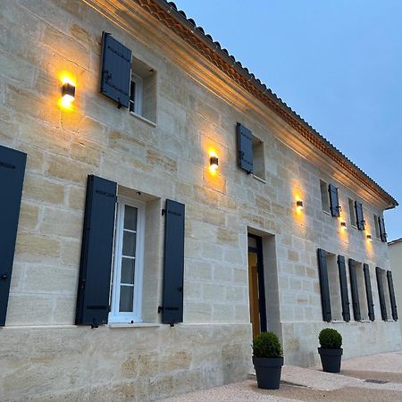 Lussac  Dynastie - Le Repaire De Maltus "Gites & Spa" מראה חיצוני תמונה